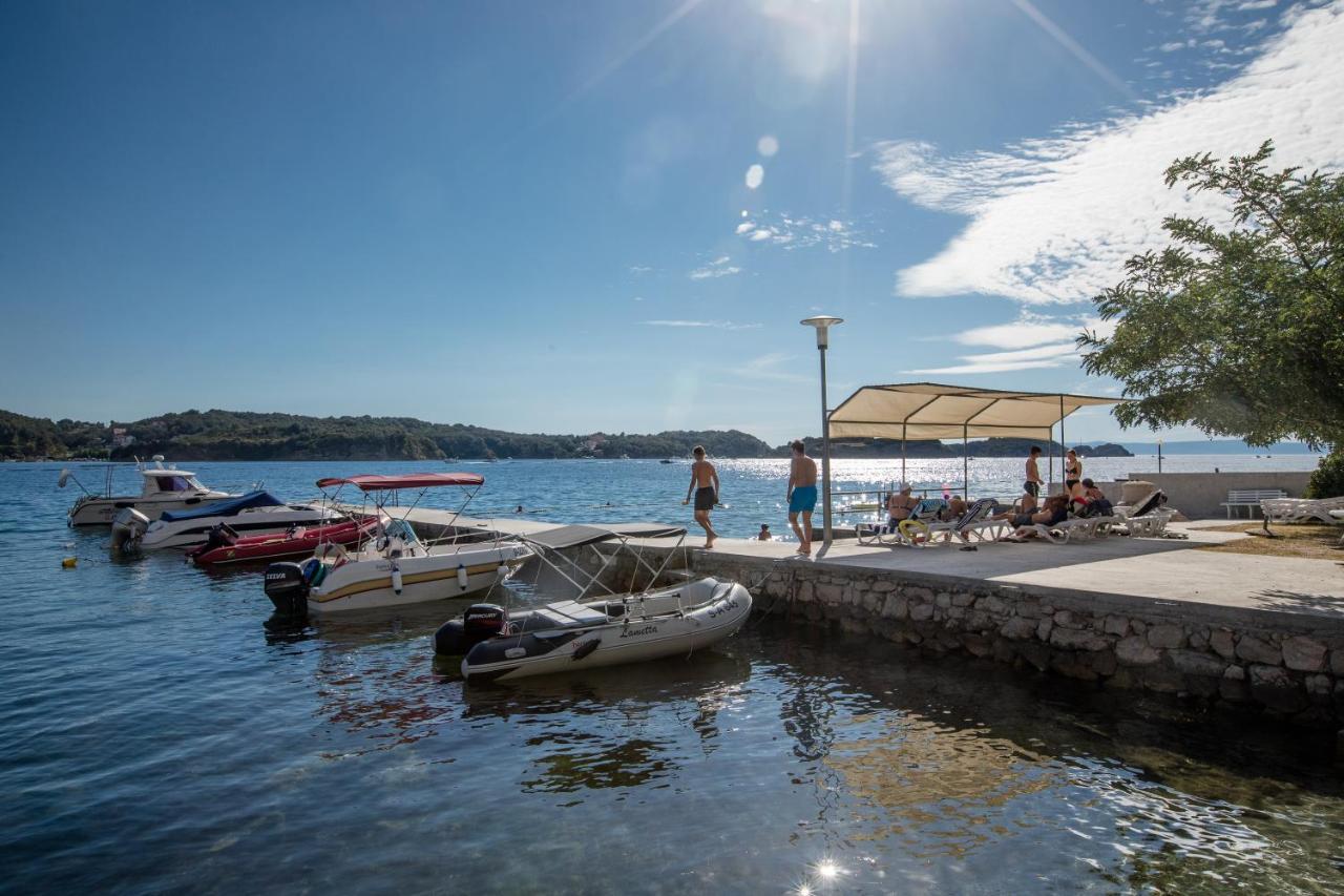 Apartman Rosa Supetarska Draga Bagian luar foto