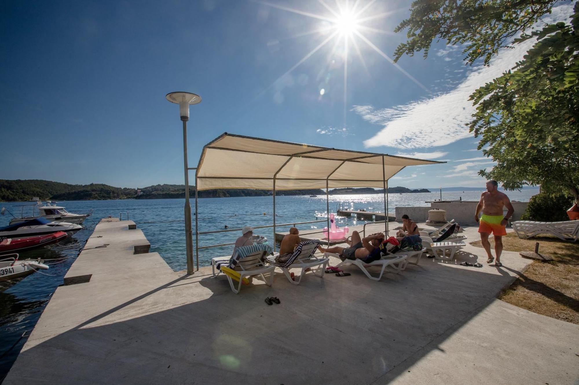 Apartman Rosa Supetarska Draga Bagian luar foto